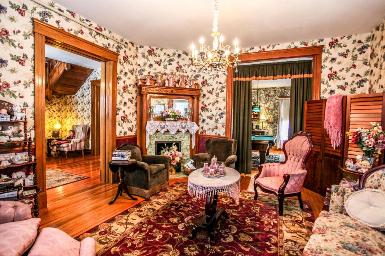  | Hollerstown Hill Bed and Breakfast