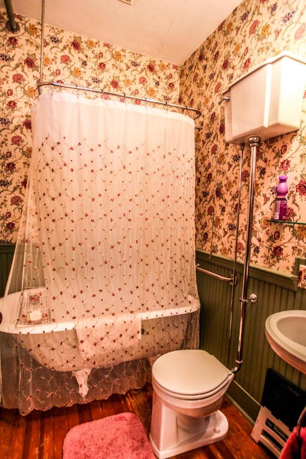  | Hollerstown Hill Bed and Breakfast