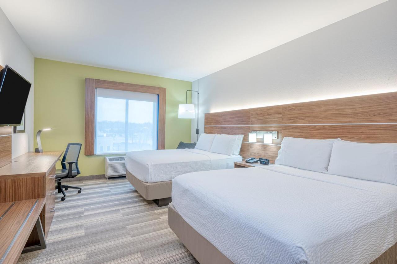 | Holiday Inn Express & Suites St. Louis - Chesterfield, an IHG Hotel