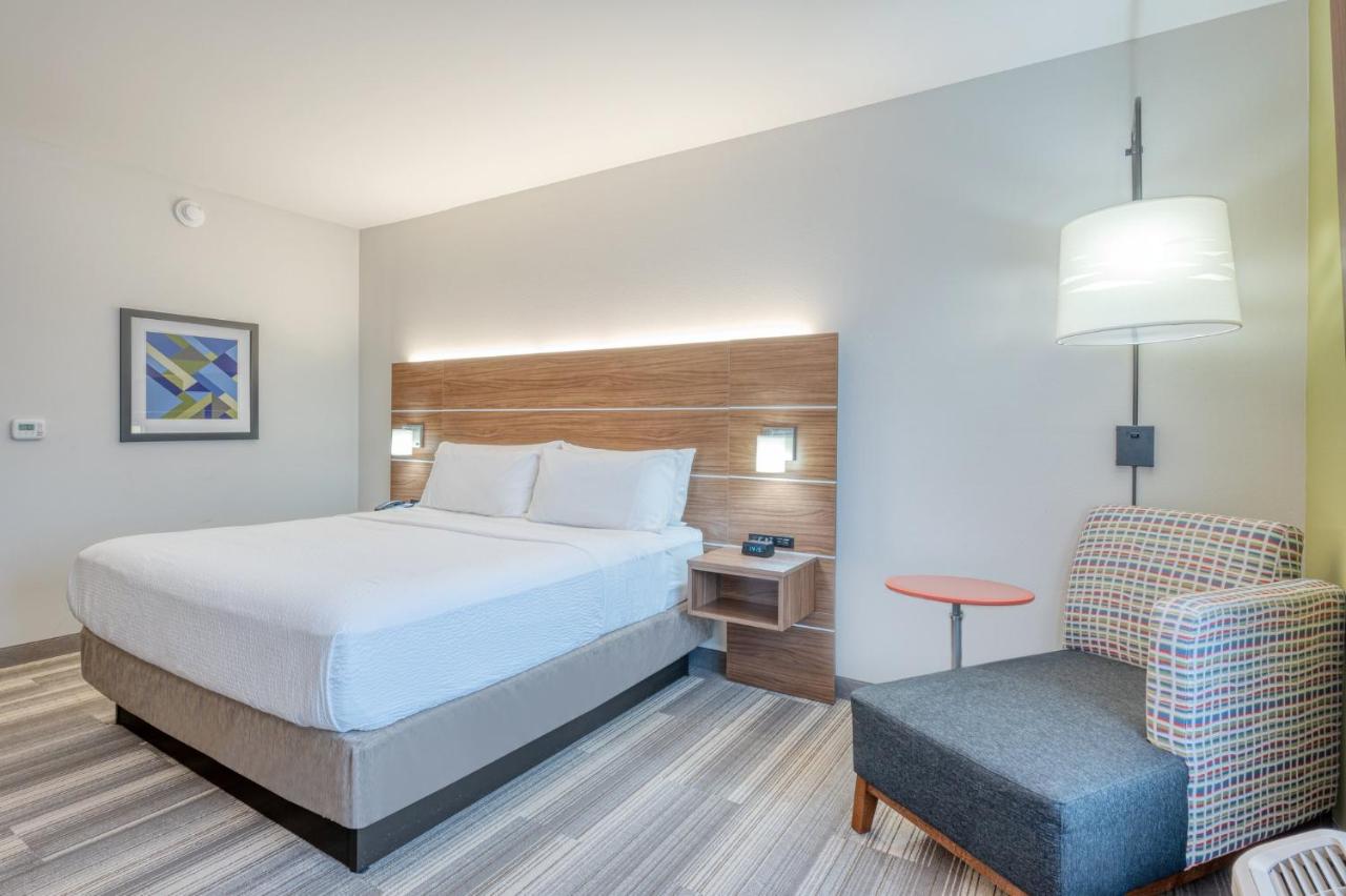  | Holiday Inn Express & Suites St. Louis - Chesterfield, an IHG Hotel