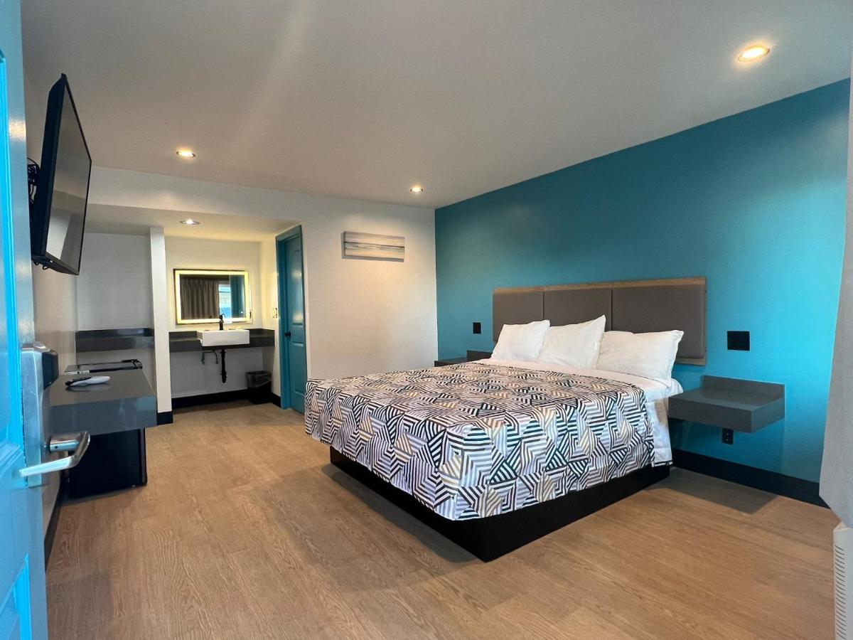 | Palm Inn Motel