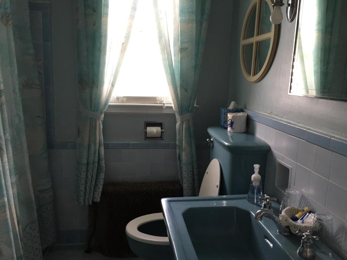  | Harborview Inn