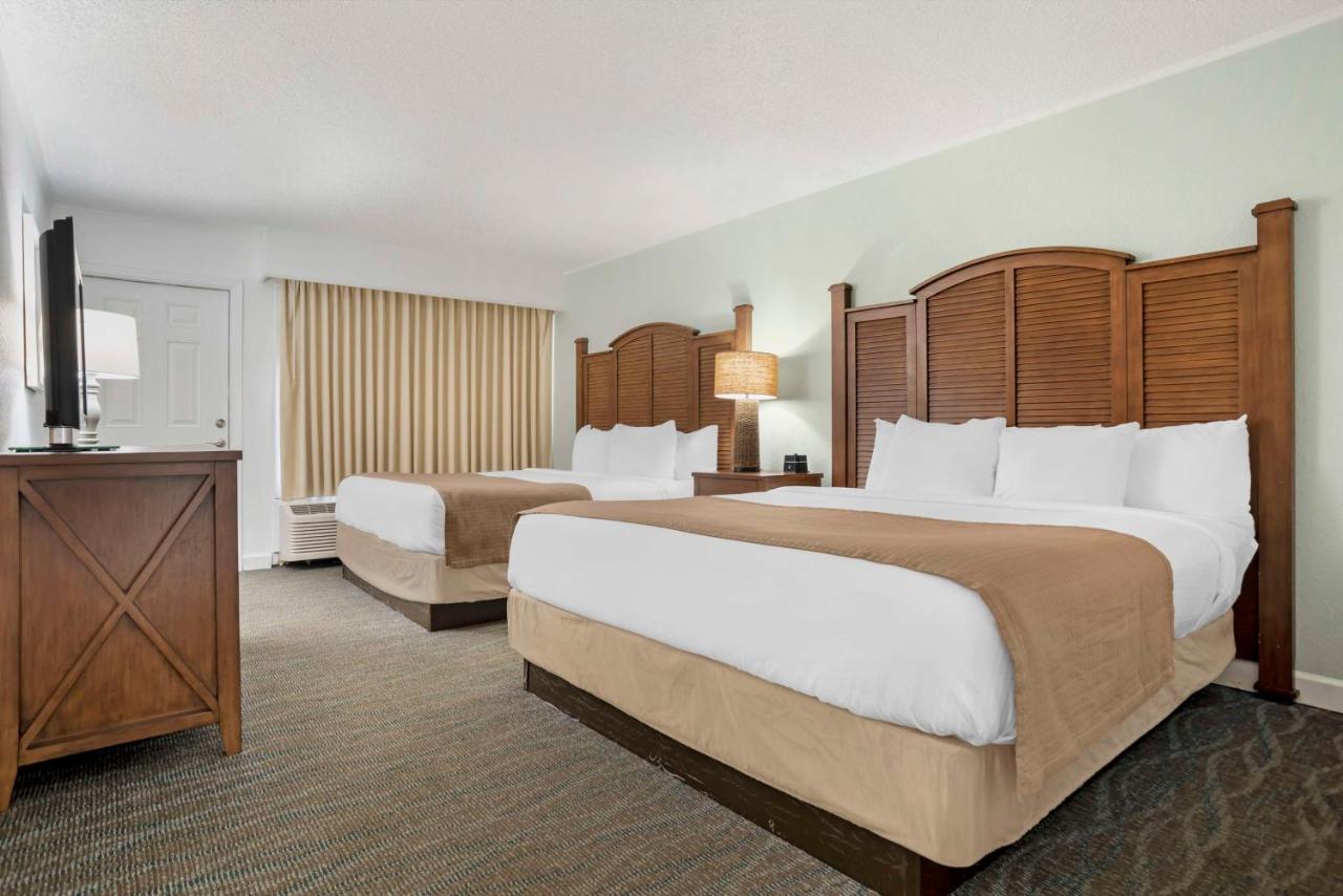 Suite with Two King Beds and Street View - Non-Smoking at Best Western On The Beach