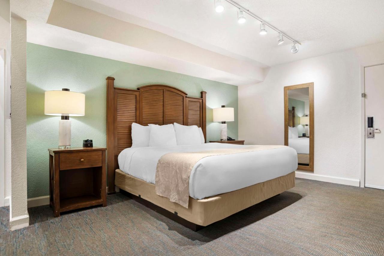 | Best Western On The Beach
