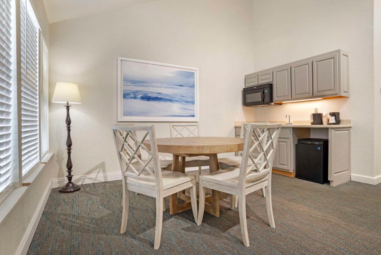 | Best Western On The Beach
