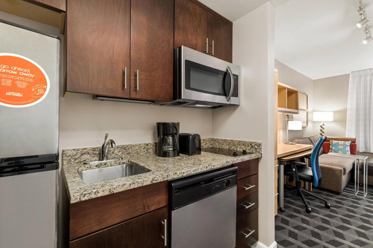 King Studio with Sofa Bed at TownePlace Suites Chattanooga near Hamilton Place