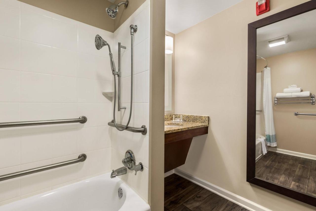Queen Studio at TownePlace Suites Chattanooga near Hamilton Place