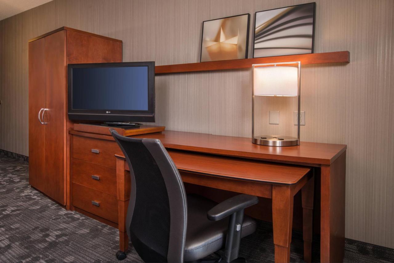  | Courtyard by Marriott Washington Dulles Airport Chantilly