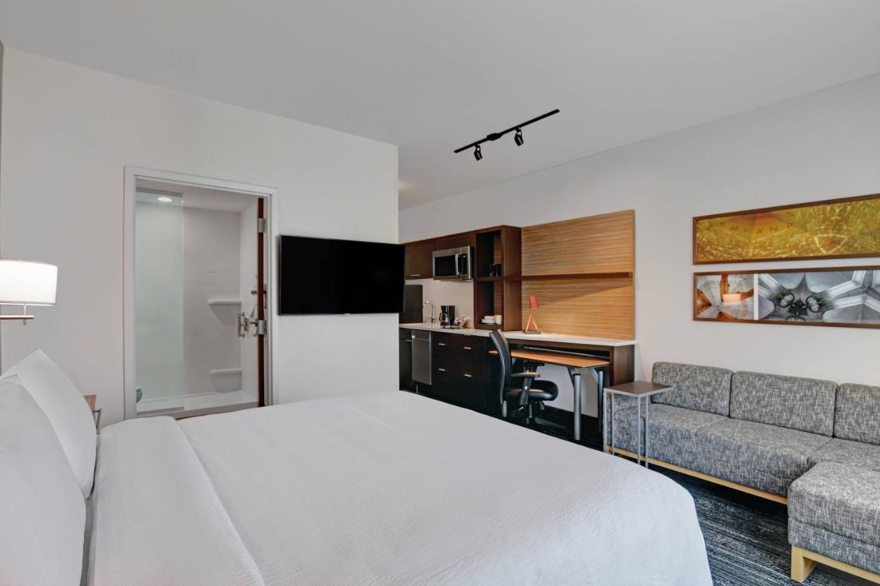 King Studio with Sofa Bed at TownePlace Suites by Marriott Columbus Dublin