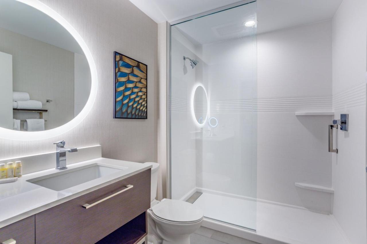Queen Studio at TownePlace Suites by Marriott Chicago Waukegan/Gurnee