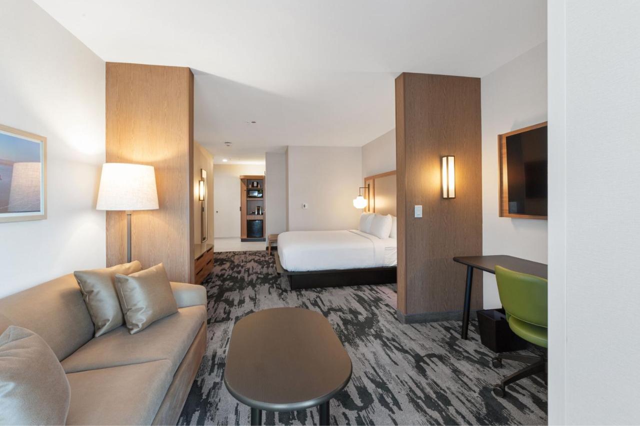 | Fairfield by Marriott Inn & Suites San Francisco Pacifica