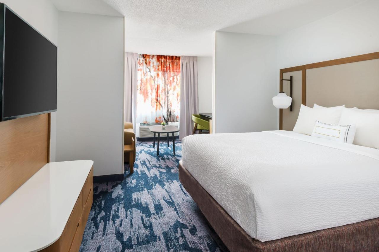 Deluxe King Room with Sofa Bed at Fairfield Inn by Marriott Joliet South