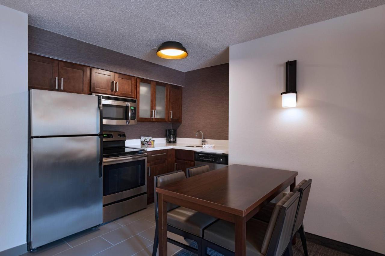 Two-Bedroom Suite at Residence Inn by Marriott Austin The Domain Area