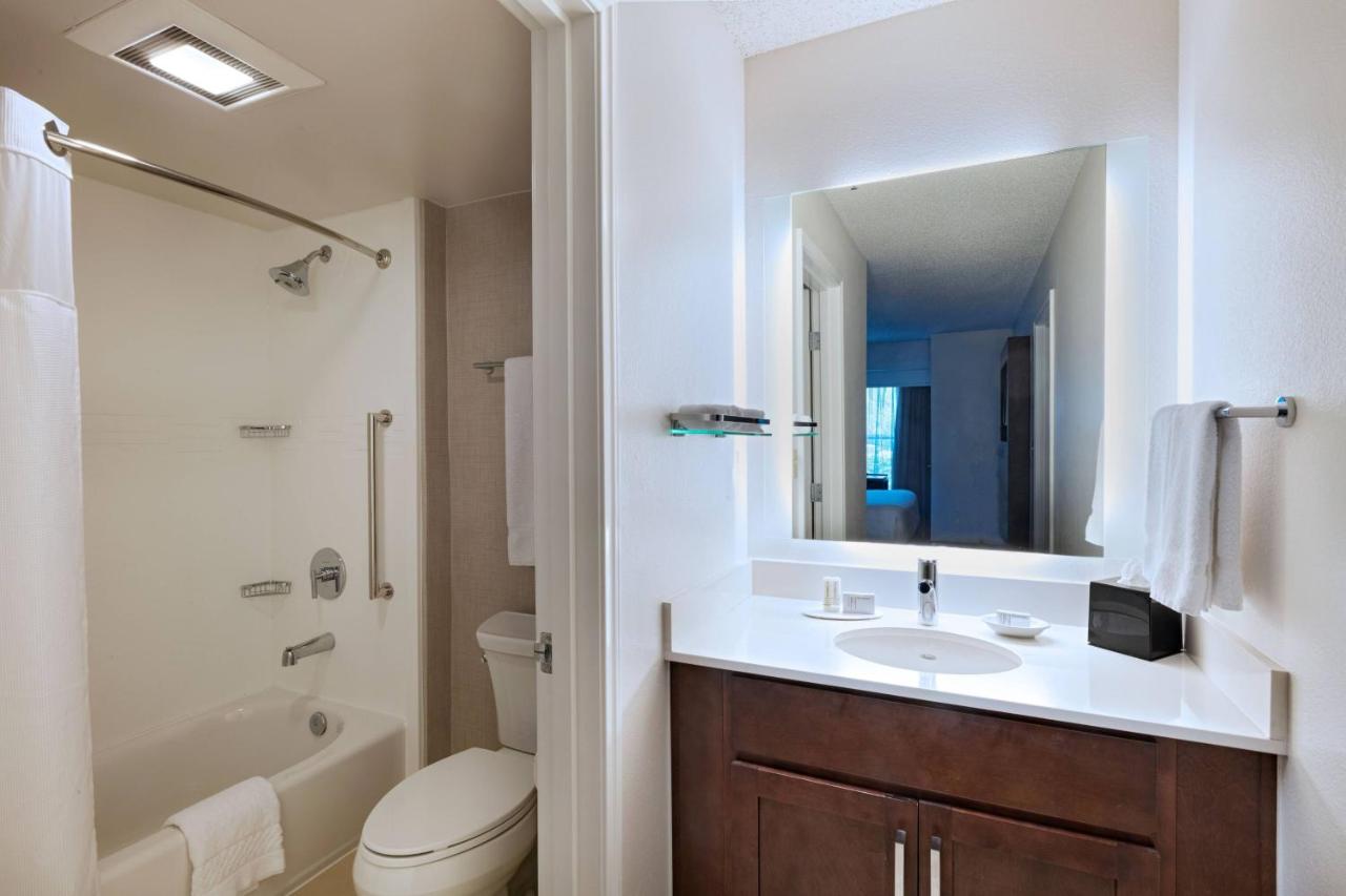Two-Bedroom Suite at Residence Inn by Marriott Austin The Domain Area