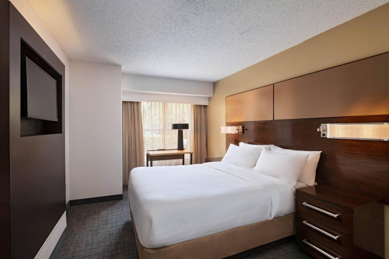 Two-Bedroom Suite at Residence Inn by Marriott Austin The Domain Area