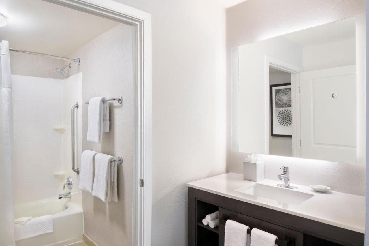 Studio at Residence Inn by Marriott Sacramento Downtown at Capitol Park
