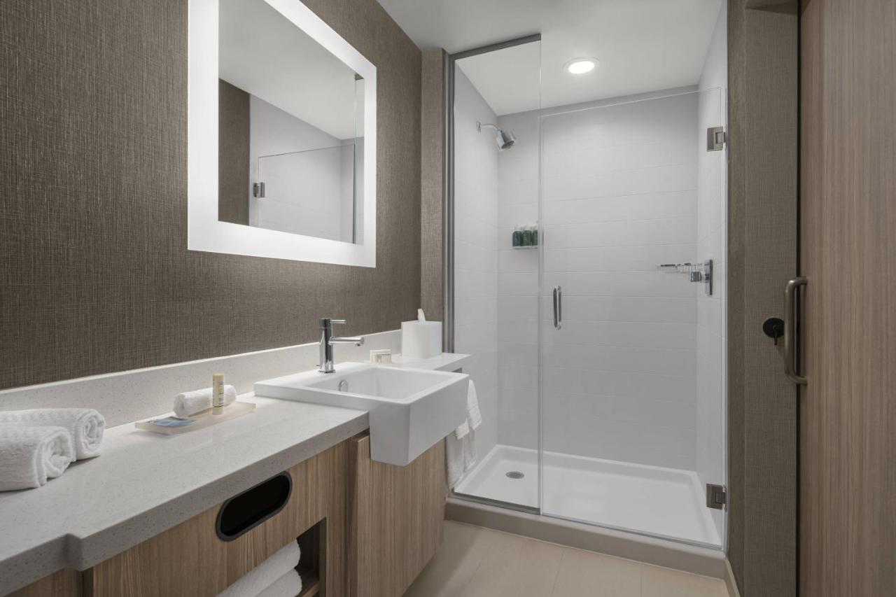 Suite, 1 King, Trundle bed at SpringHill Suites by Marriott Tuckahoe Westchester County