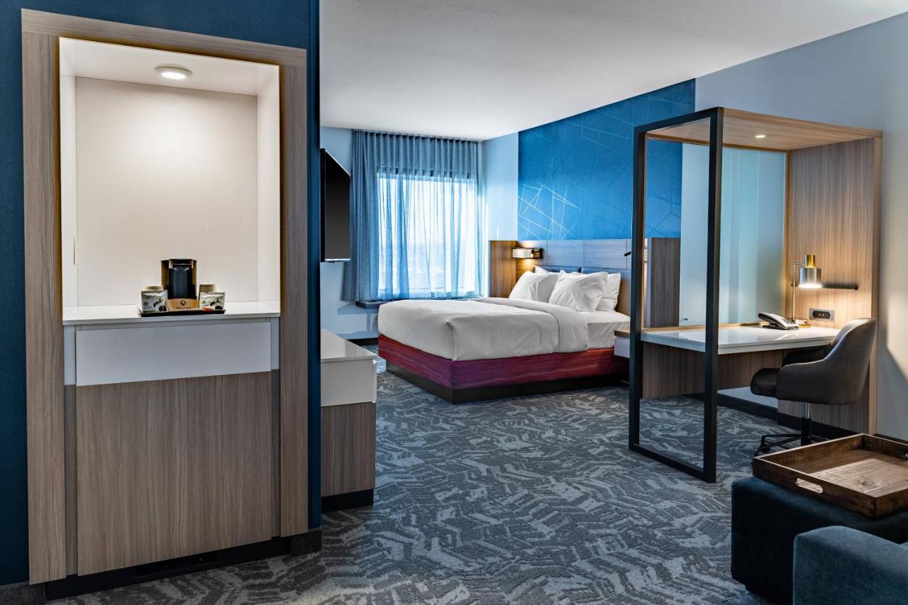 Extended, Suite with King, Trundle bed at SpringHill Suites by Marriott Overland Park Leawood