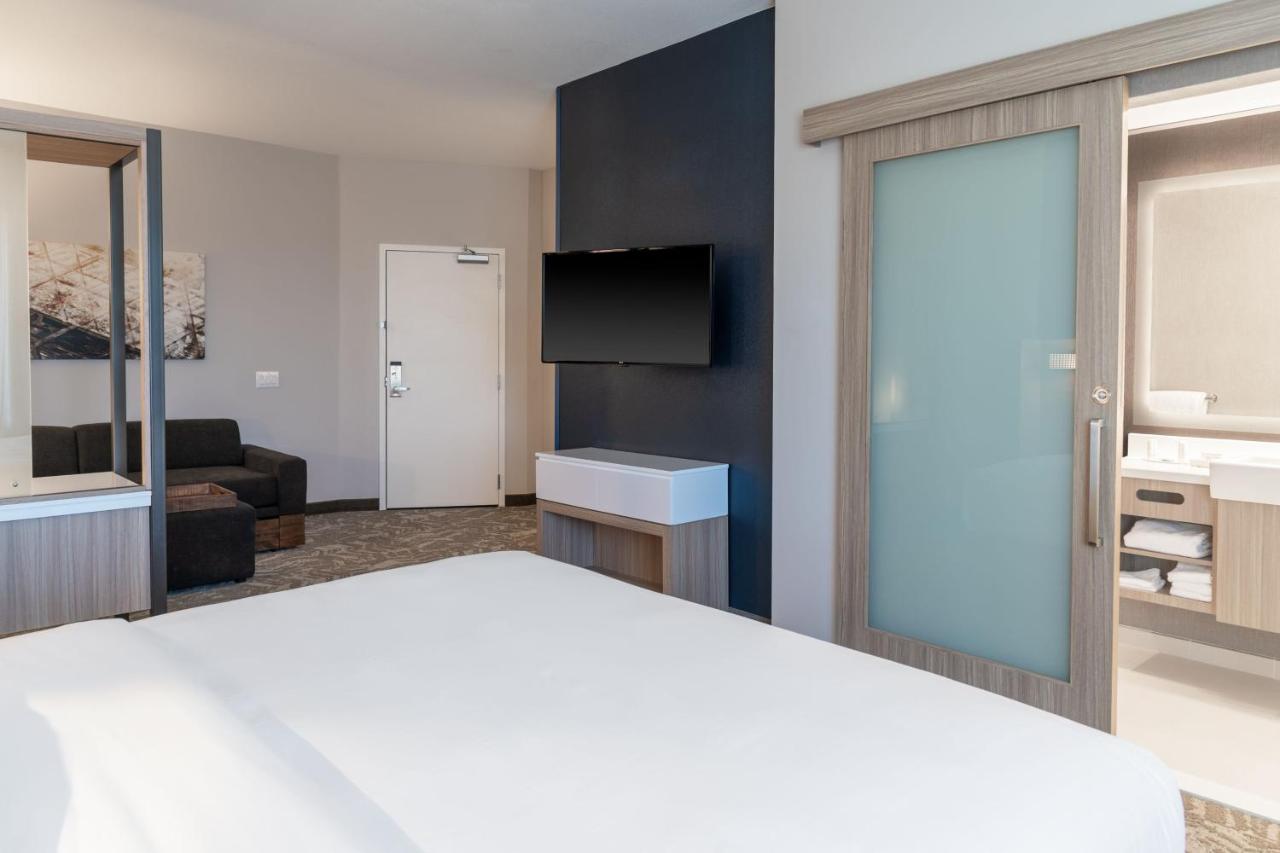 Extended, Suite with King, Trundle bed at SpringHill Suites by Marriott Overland Park Leawood