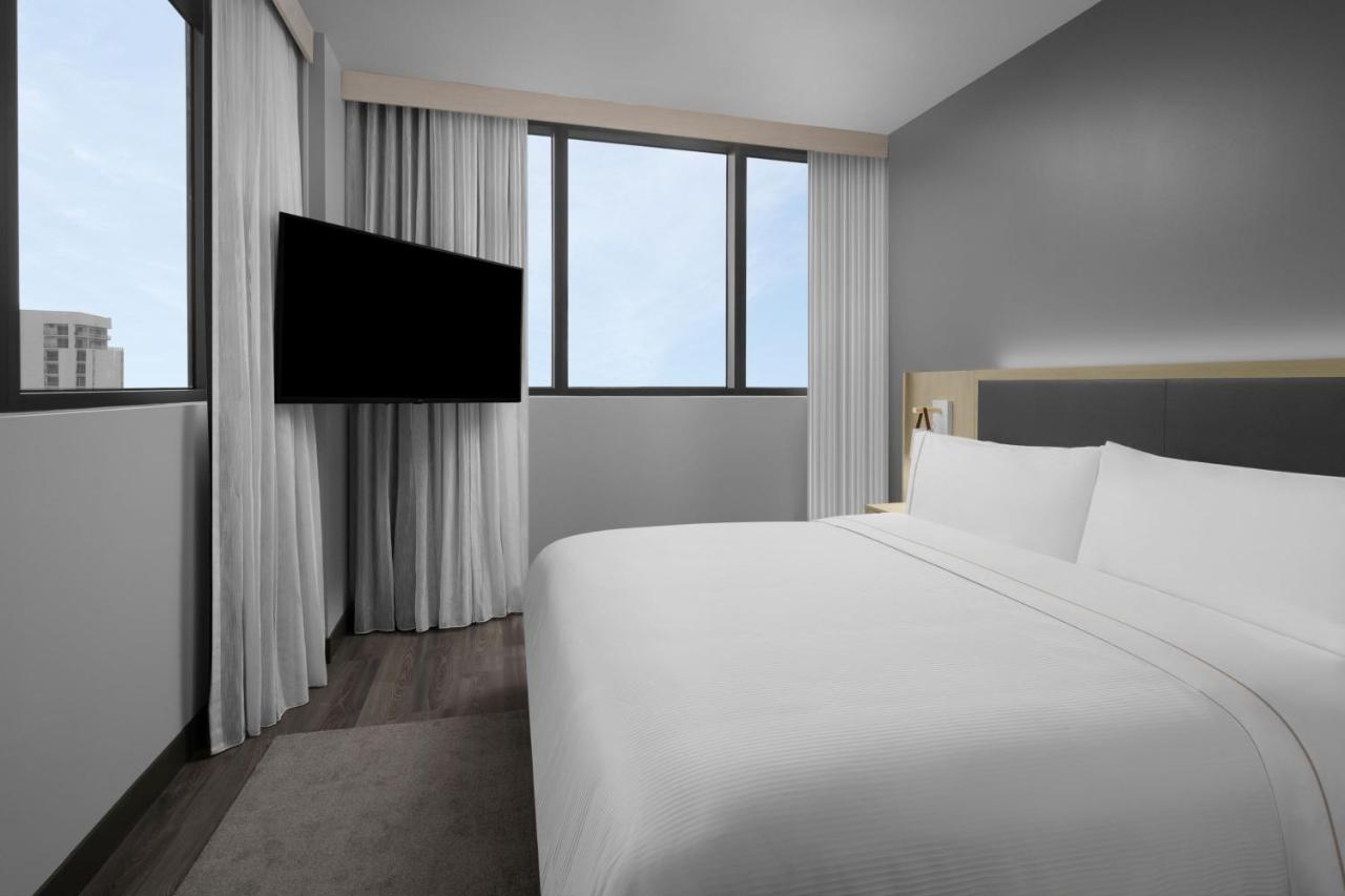 Studio Commons at Element by Marriott Miami Brickell