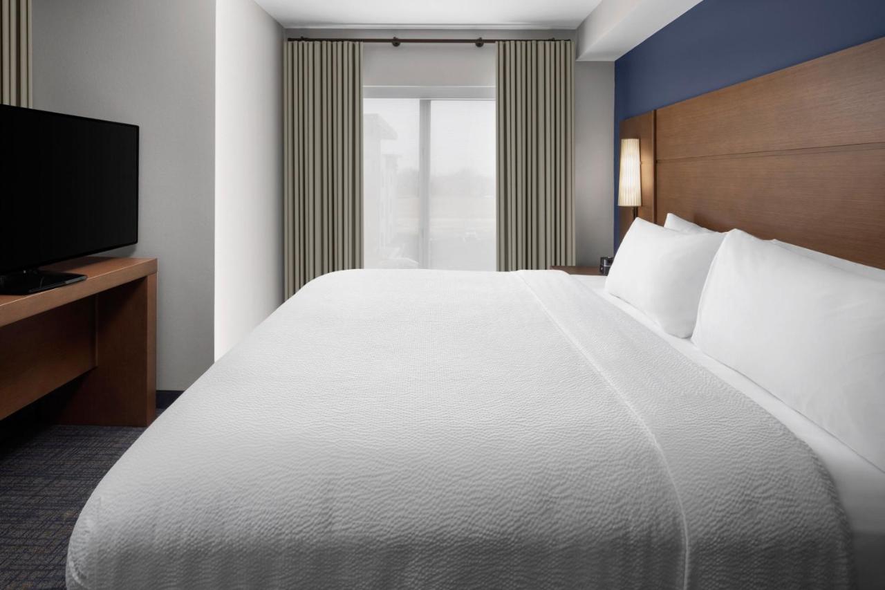 King Studio with Sofa Bed - Hearing Accessible at Residence Inn by Marriott Rehoboth Beach