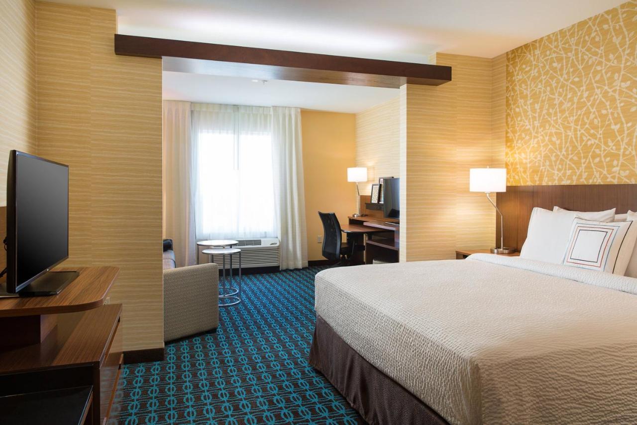 | Fairfield Inn & Suites by Marriott Sacramento Folsom