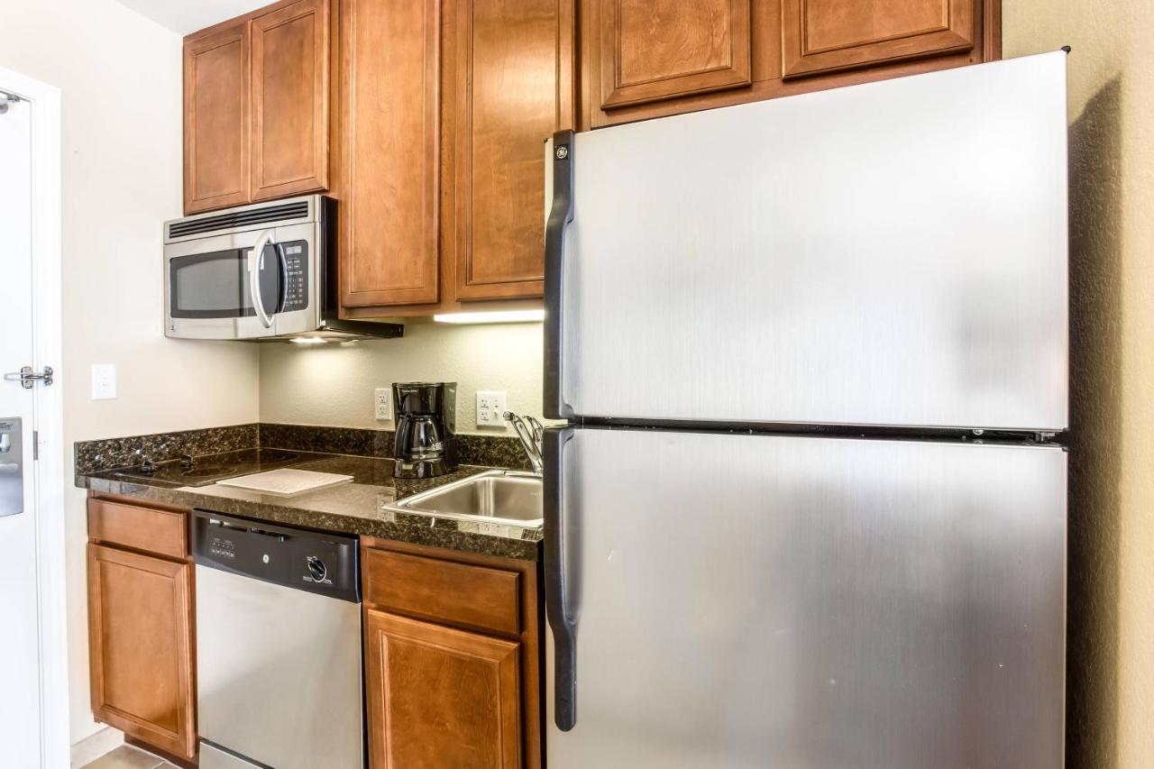 King Studio with Sofa Bed and Balcony at TownePlace Suites by Marriott Tucson Airport