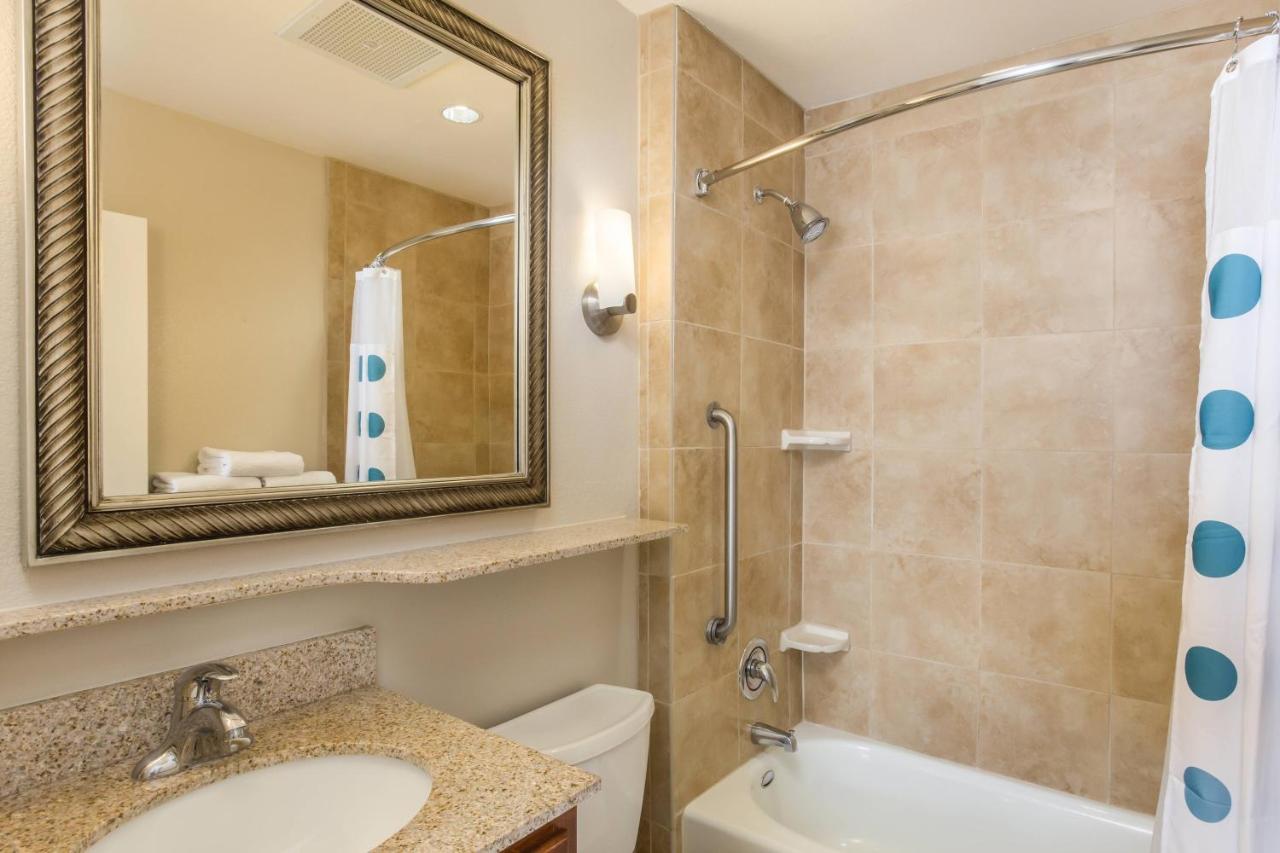 King Studio with Sofa Bed and Balcony at TownePlace Suites by Marriott Tucson Airport