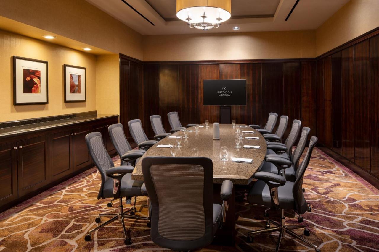 | Sheraton Garden Grove-Anaheim South