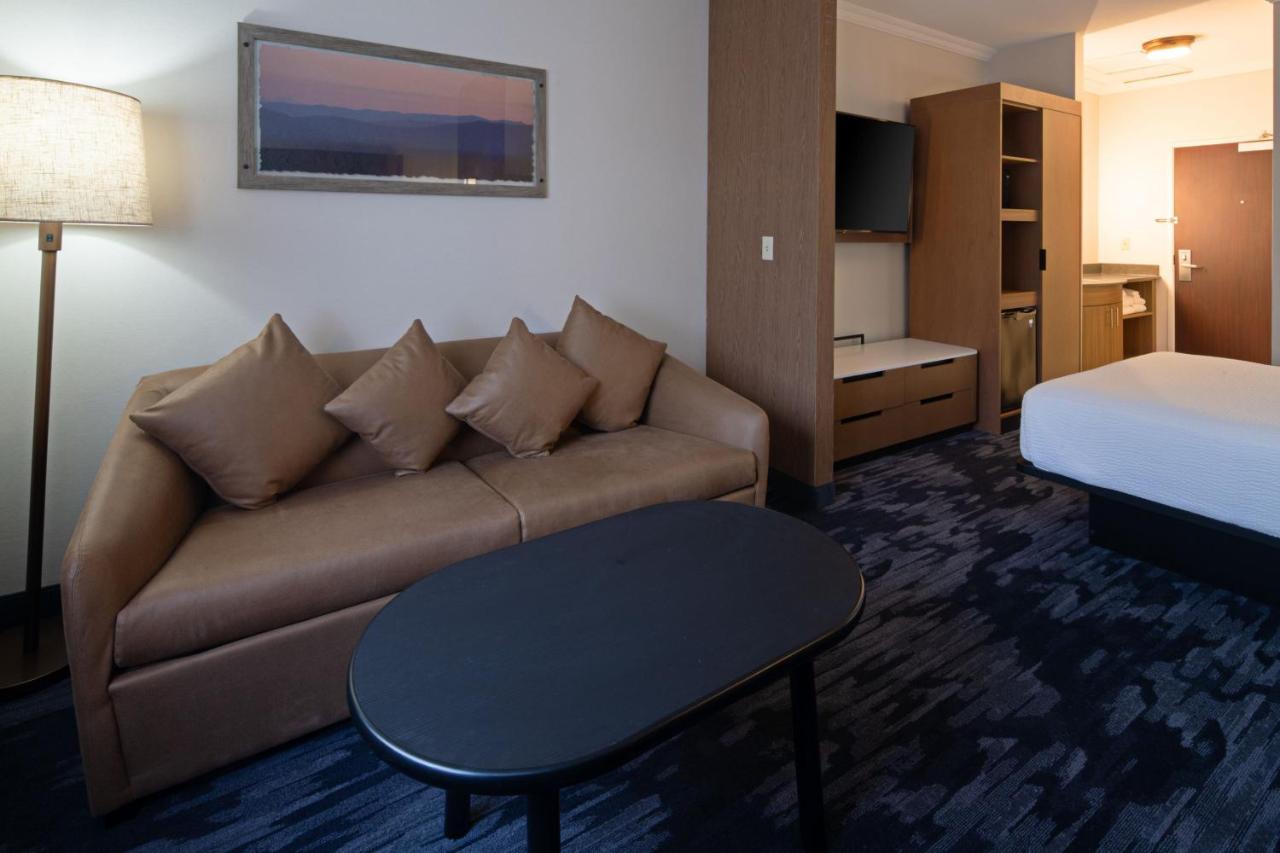 Suite, 1 Queen at Fairfield by Marriott Inn & Suites Seattle Sea-Tac Airport
