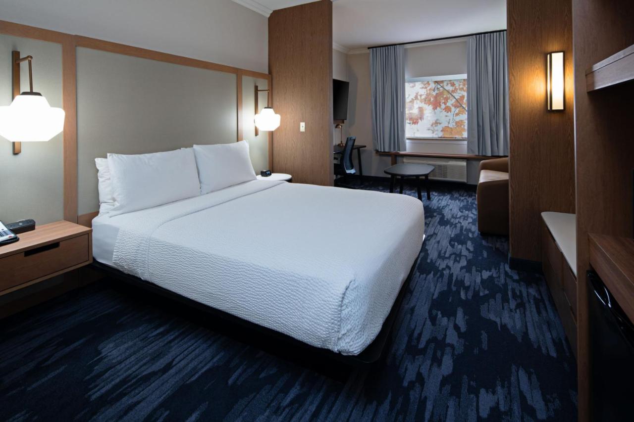 Large Spacious, Suite, 1 Queen at Fairfield by Marriott Inn & Suites Seattle Sea-Tac Airport