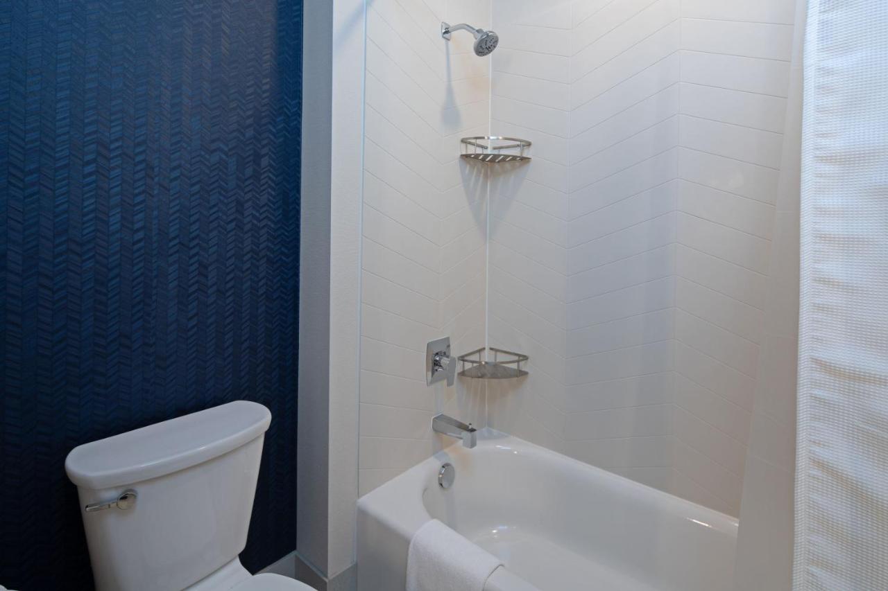 Queen Room with Two Queen Beds at Fairfield by Marriott Inn & Suites Seattle Sea-Tac Airport