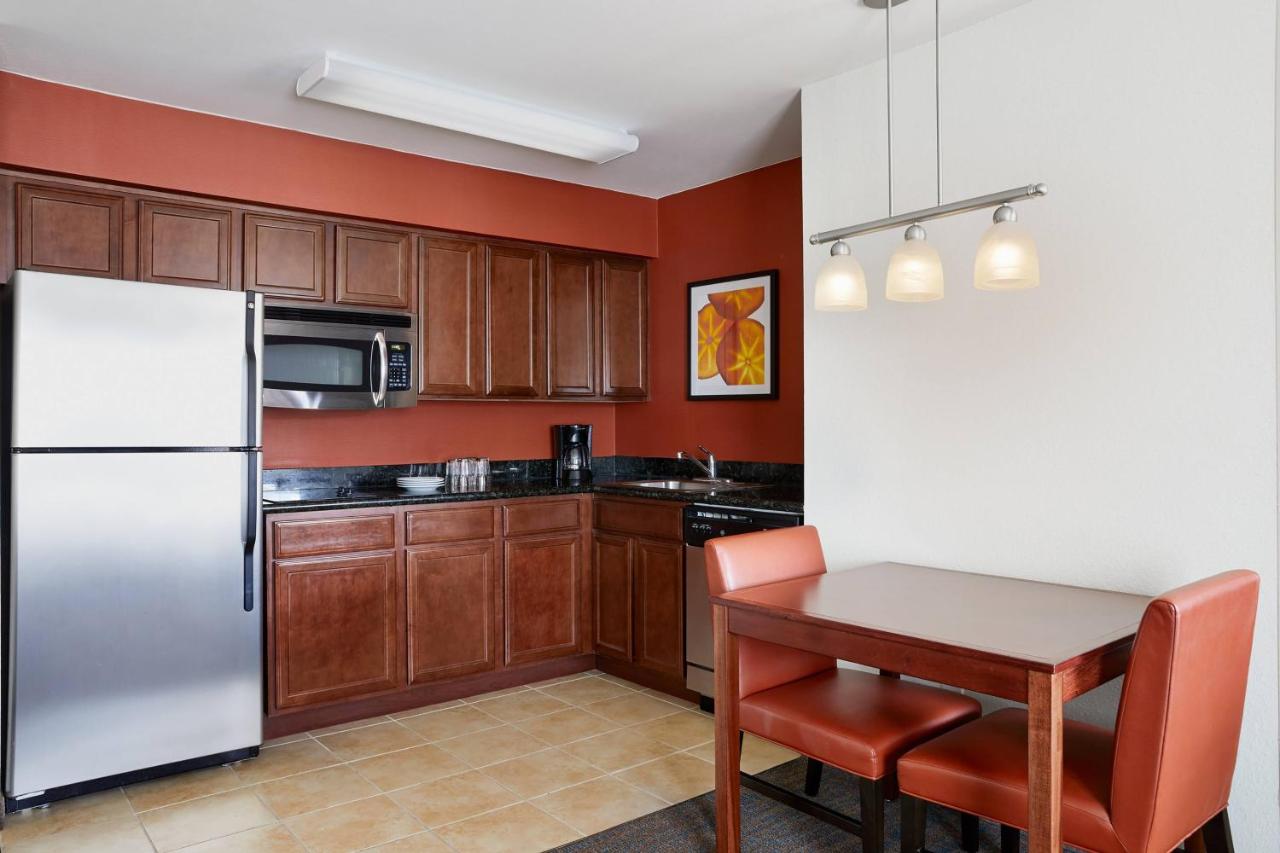 King Studio with Sofa Bed at Residence Inn by Marriott Temple
