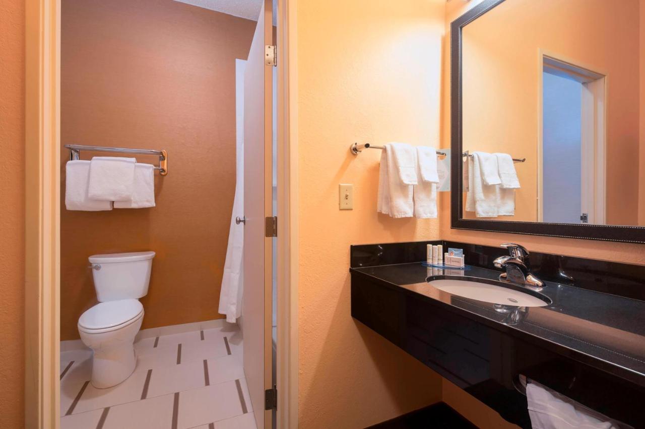  | Fairfield Inn Green Bay Southwest