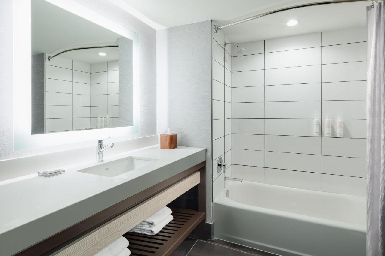 Double Room with 2 Double Beds at Seattle Marriott Waterfront