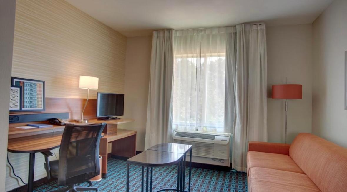 | Fairfield Inn and Suites by Marriott Natchitoches