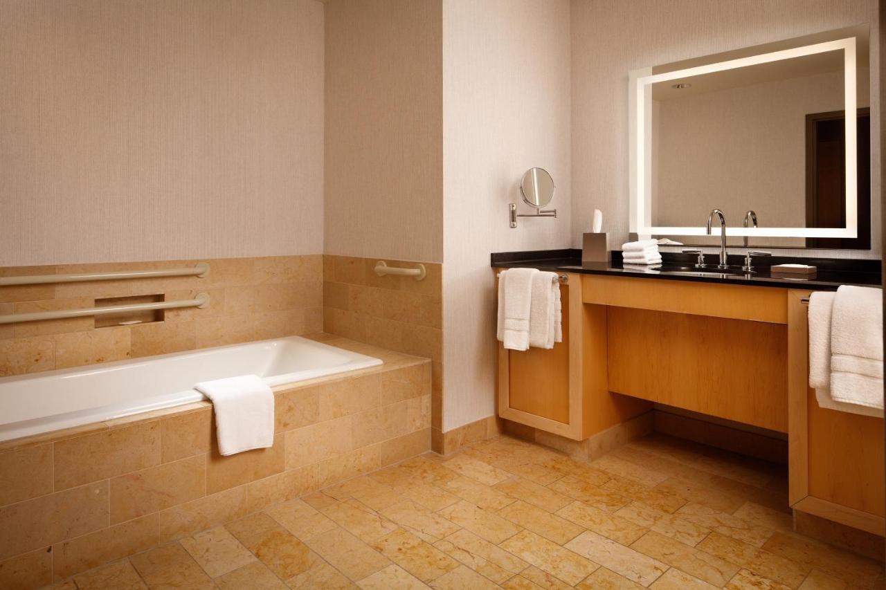  | The Westin St. Louis