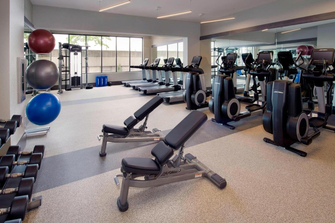 | Delta Hotels by Marriott Seattle Everett