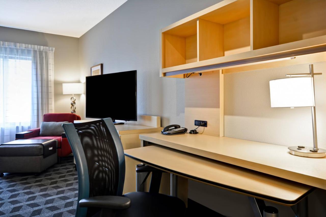 King Studio with Sofa Bed at TownePlace Suites by Marriott Dallas Lewisville