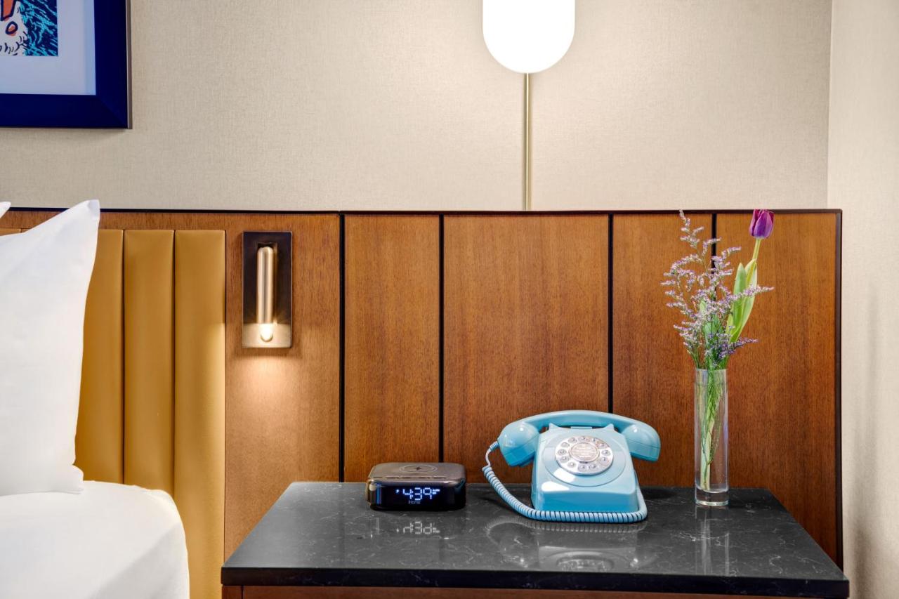 Standard King Room at Hotel Indigo Minneapolis Downtown by IHG