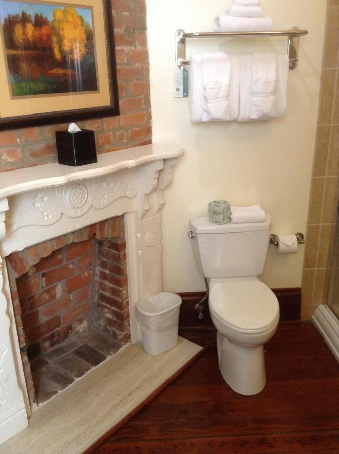 | The Prytania Oaks
