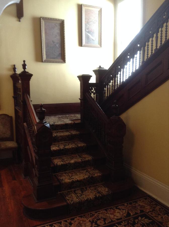  | The Queen Anne