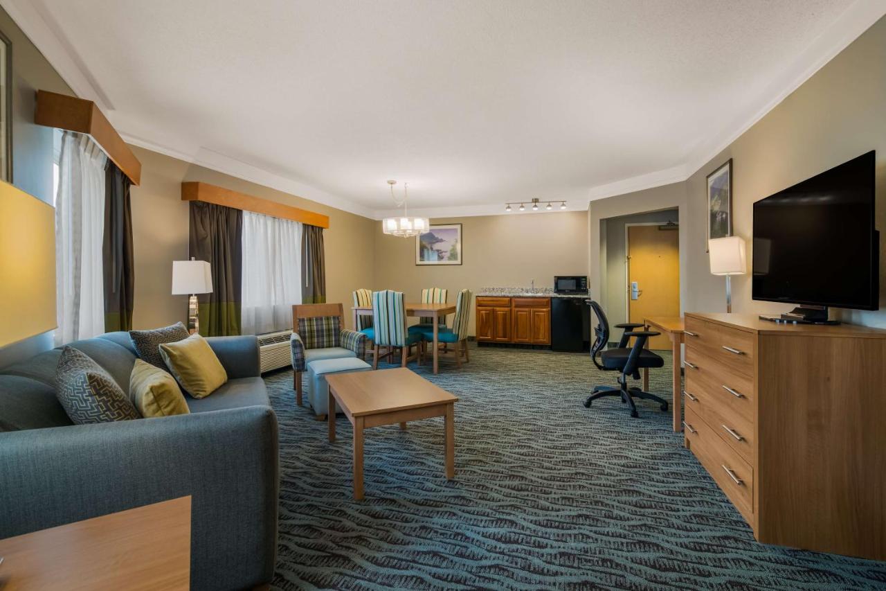  | Best Western Plus Executive Court Inn & Conference Center