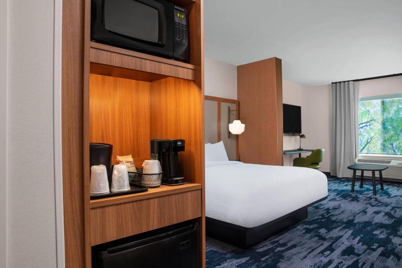 | Fairfield by Marriott Inn & Suites Lebanon Near Expo Center