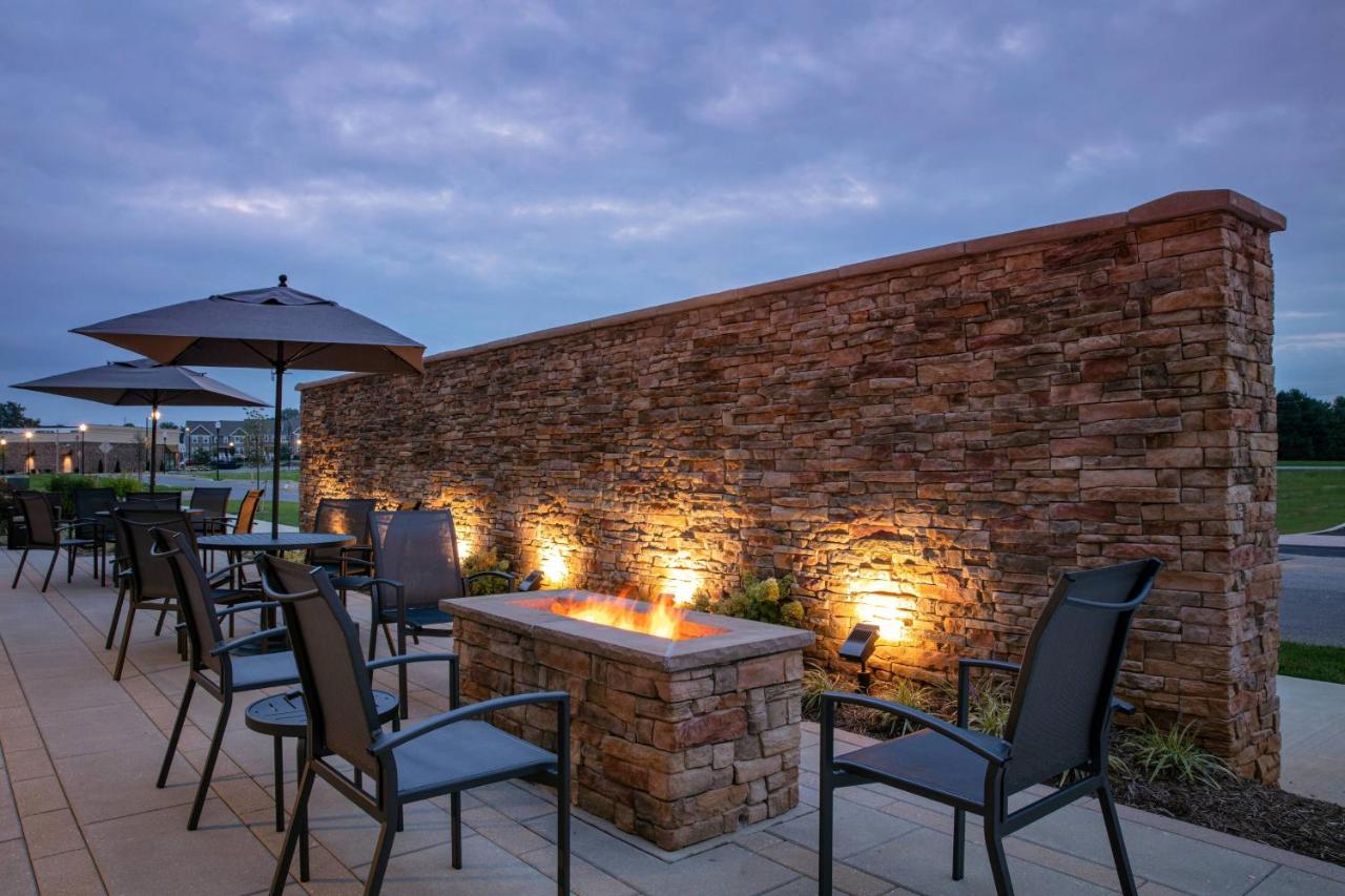 | Fairfield by Marriott Inn & Suites Lebanon Near Expo Center
