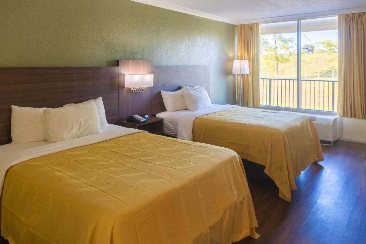 Standard Double Room with Two Double Beds - Non-Smoking at Quality Inn Richmond Hill - Savannah I-95