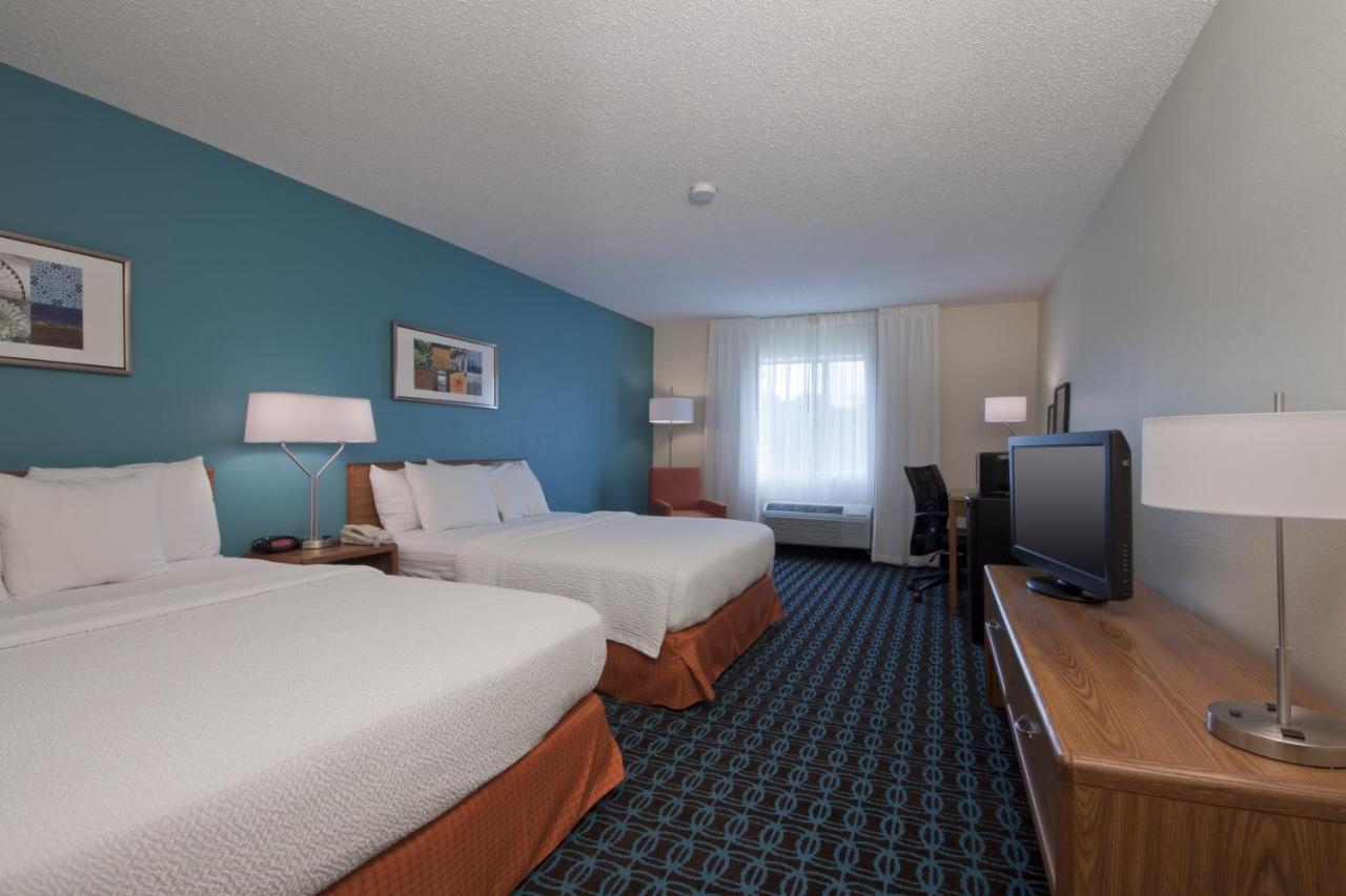 Queen Room with Two Queen Beds - Non-Smoking at Spark by Hilton Moline Quad Cities