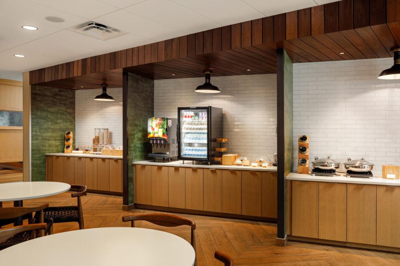 | Fairfield by Marriott Inn & Suites Knoxville Northwest