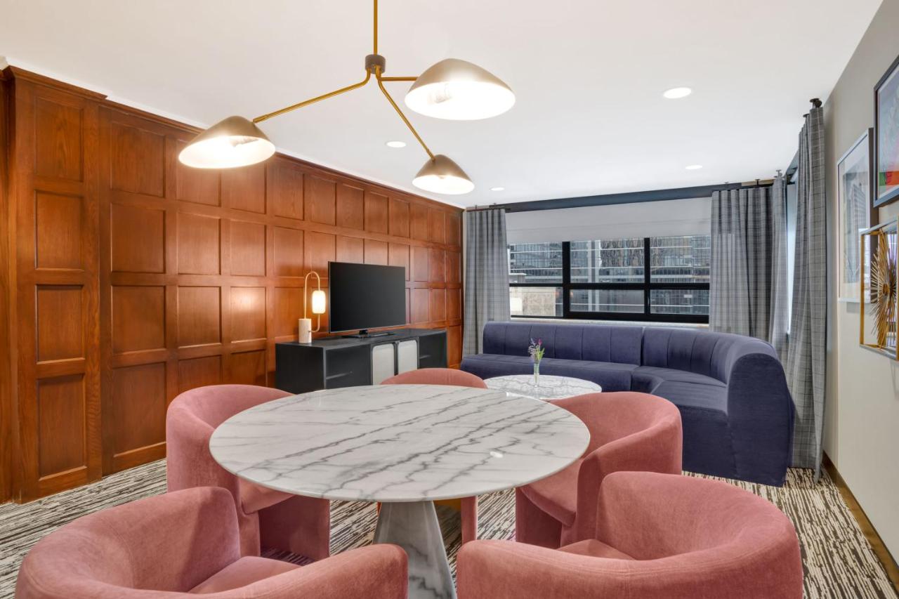 One-Bedroom King Suite - Communication Accessible at Hotel Indigo Minneapolis Downtown by IHG