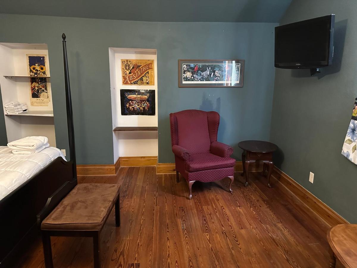 | Oakview Bed and Breakfast